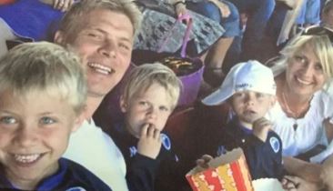 Throwback picture of Kirsten Winther with her husband and children